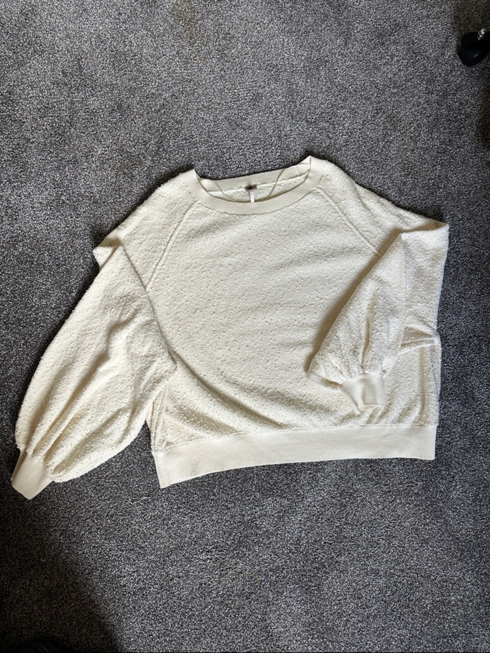 Free People Ivory Crewneck Balloon-Sleeve Sweater size small